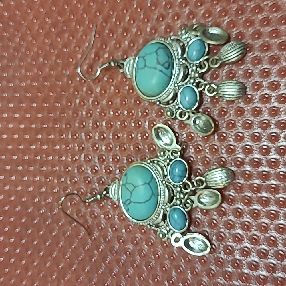 Turquoise jewelry - Picture 3 of 3